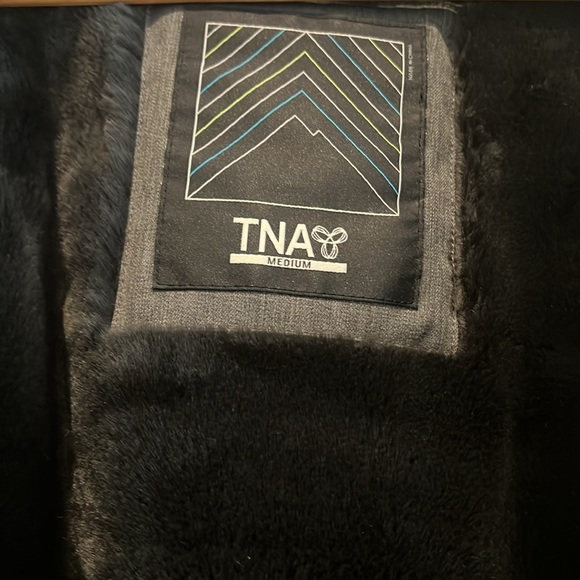 TNA winter coat in size medium. - Picture 2 of 5